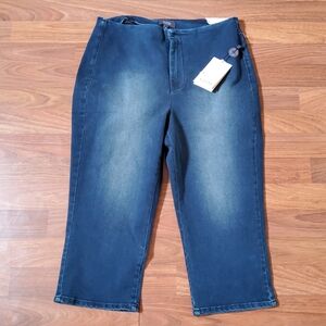 New NYDJ Clean Skinny Capri Jeans Size 6